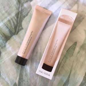Becca primer